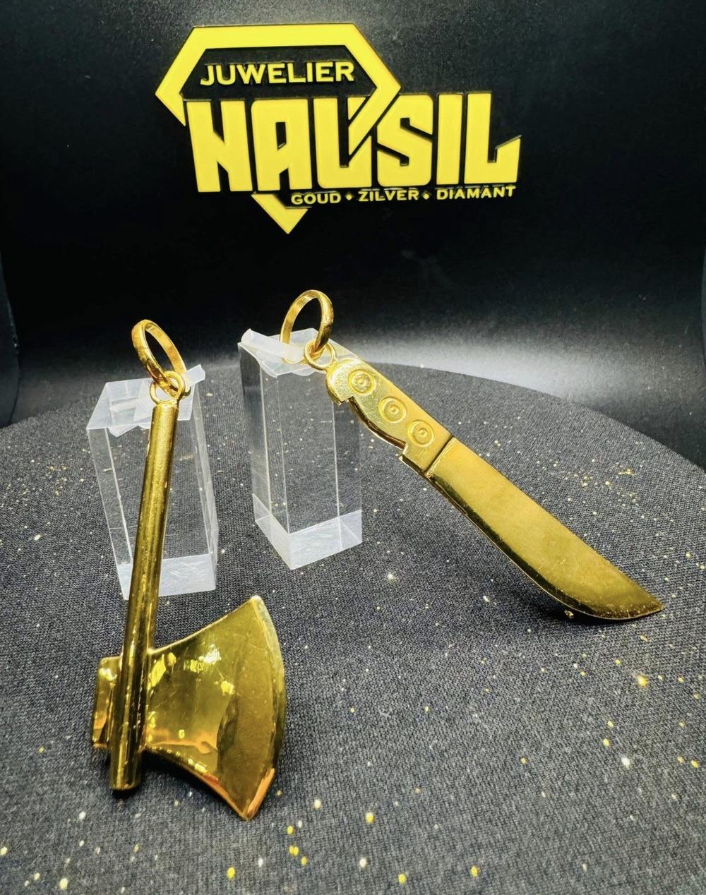 Set van gouden sieraden